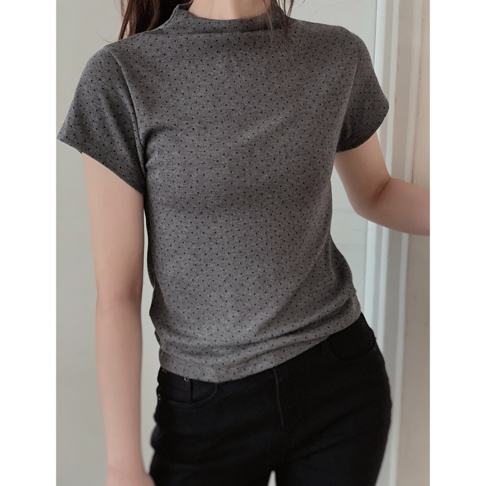 正韓製點點中高領上衣 tee 4色 / slowand 잔잔도트 모크넥 티셔츠-細節圖5