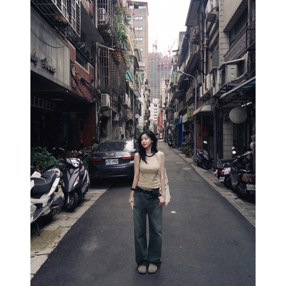 台灣企劃🌙 正韓製復古沙色感中低腰牛仔褲 pants / slowand 샌드 빈티지워싱 와이드 데님팬츠-細節圖5