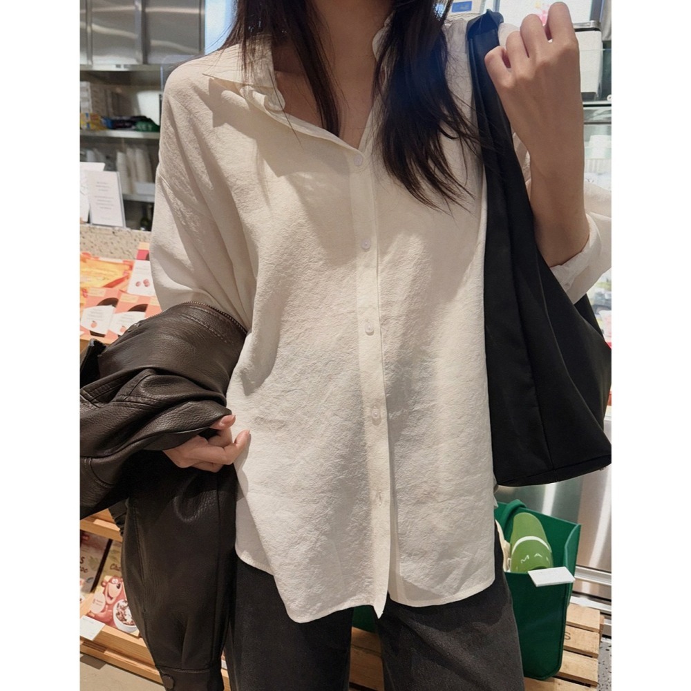 正韓製柔順垂墜絲滑襯衫 （腰側鈕扣） shirt 7色 / slowand 시어 플로우핏 365 블라우스-細節圖11