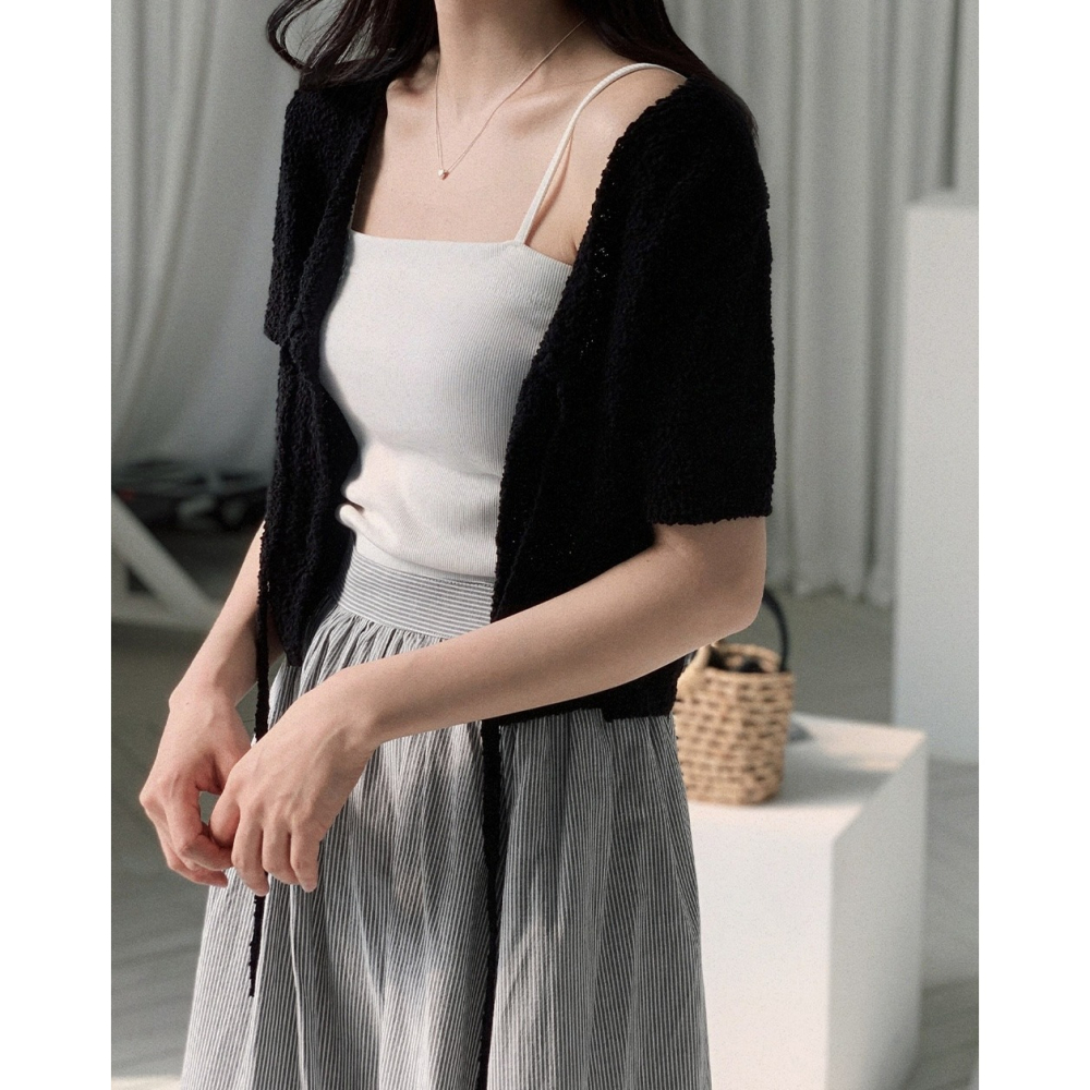 正韓製平口細肩帶背心 sleeveless 4色 slowand 탄탄스퀘어 캡내장 슬리브리스-細節圖7