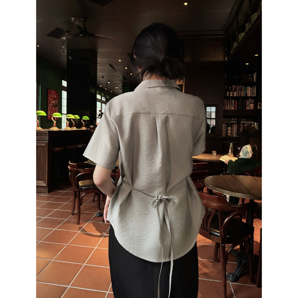 透膚光澤感綁帶襯衫 blouse 3色 / slowand 自訂款 쉬머 라인핏 스트랩 블라우스-細節圖3