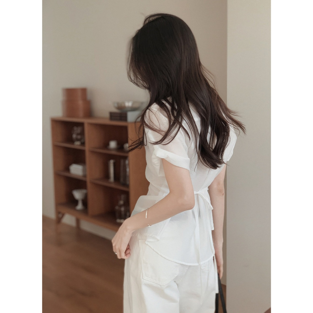透膚光澤感綁帶襯衫 blouse 3色 / slowand 自訂款 쉬머 라인핏 스트랩 블라우스-細節圖7