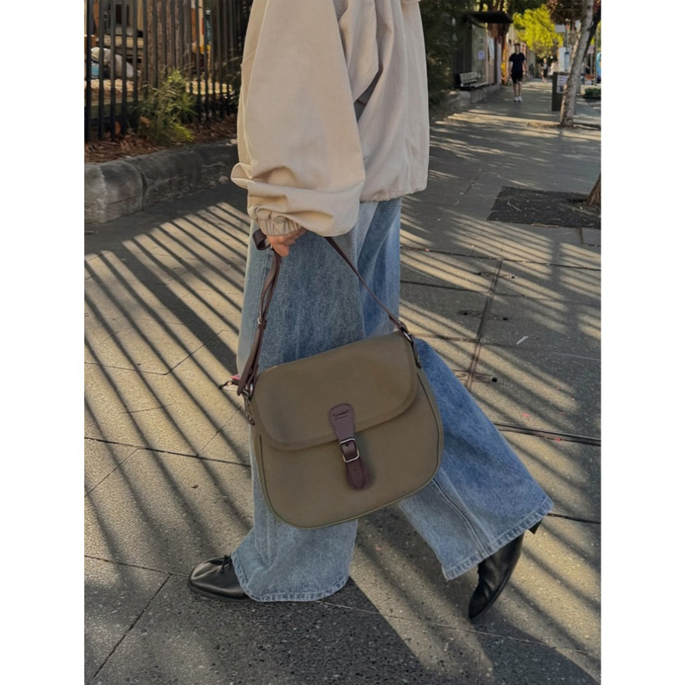 Slowand官網代購 帆布郵差包 #LENTO. Classic canvas leather bag-細節圖7