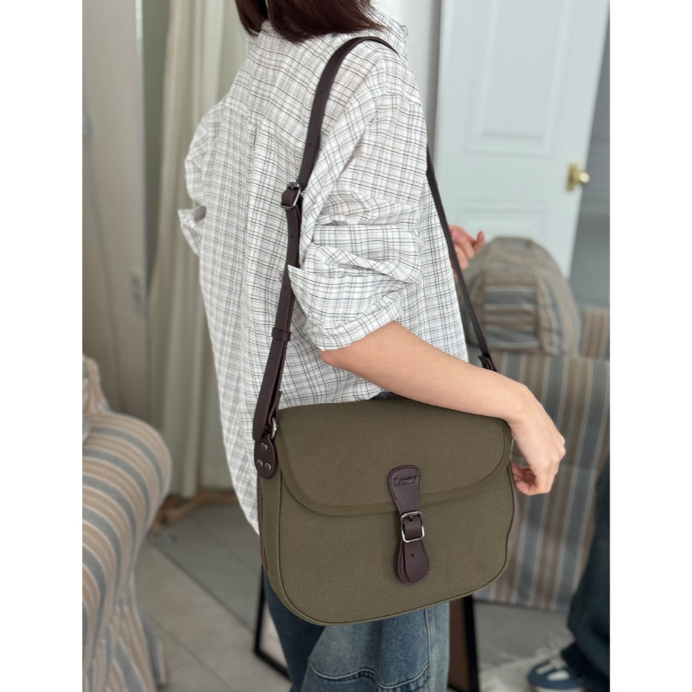Slowand官網代購 帆布郵差包 #LENTO. Classic canvas leather bag-細節圖8
