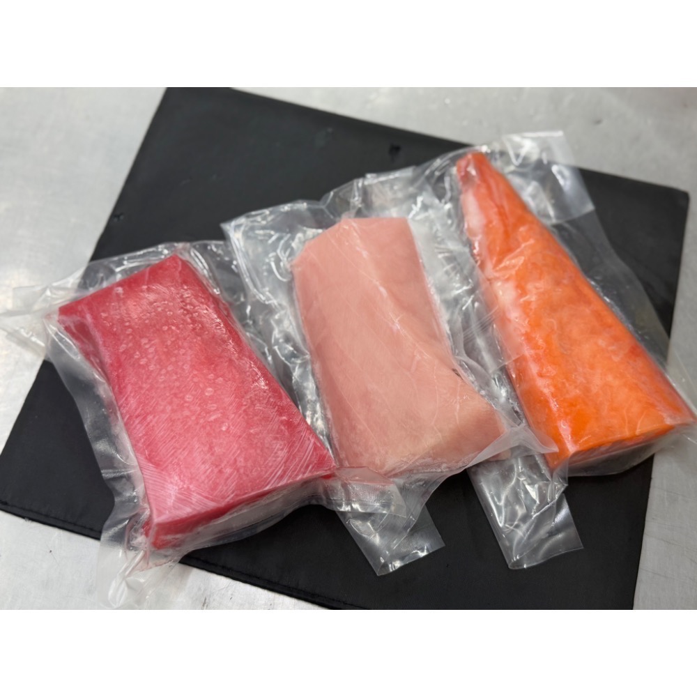 999元免運「鱻匠水產批發工廠」鮭魚 鮪魚 旗魚 生食三色切盒/200克 關鍵字：生魚片 刺身 皮油 貓咪糧食 零食凍乾-細節圖2