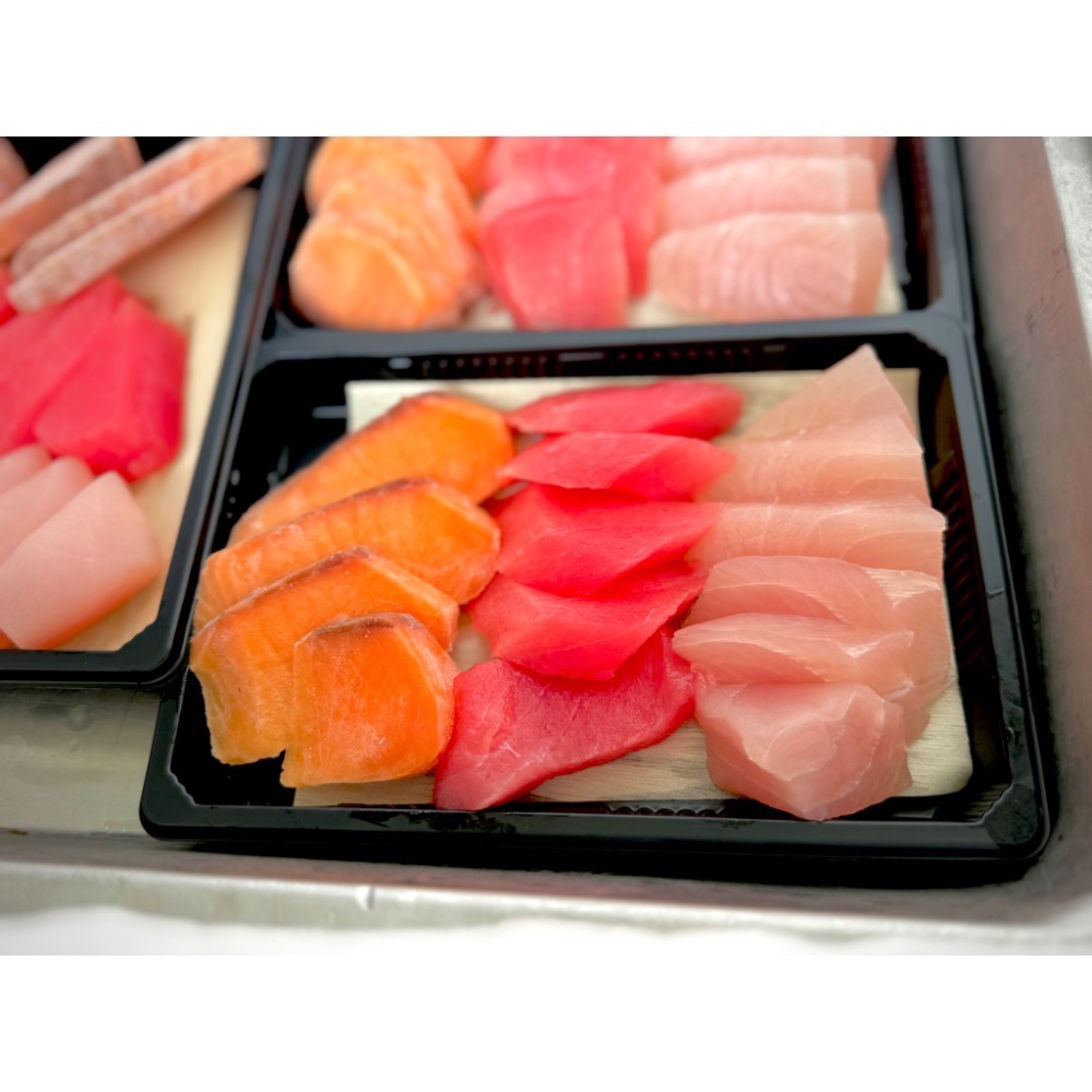999元免運「鱻匠水產批發工廠」鮭魚 鮪魚 旗魚 生食三色切盒/200克 關鍵字：生魚片 刺身 皮油 貓咪糧食 零食凍乾-細節圖9