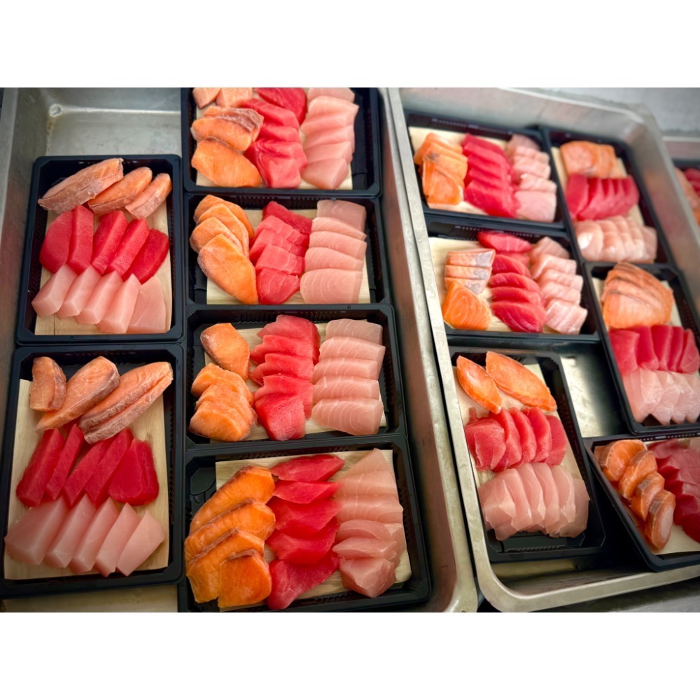 999元免運「鱻匠水產批發工廠」鮭魚 鮪魚 旗魚 生食三色切盒/200克 關鍵字：生魚片 刺身 皮油 貓咪糧食 零食凍乾-細節圖10