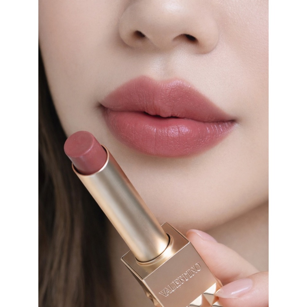 【7-ELEVEN 門市團購】Valentino范倫鐵諾 高訂鉚釘唇膏1g 體驗裝 #134R玫瑰粉棕 國際航空版-細節圖2