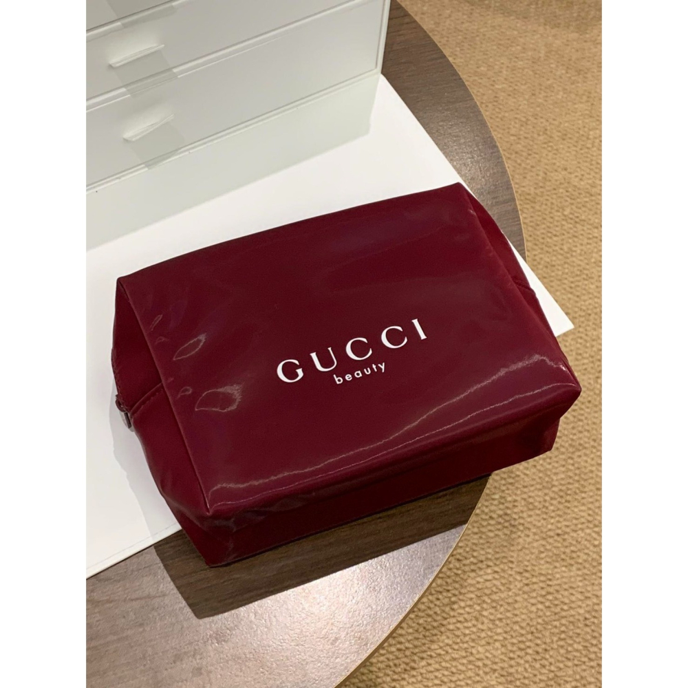 【限量只有6個】GUCCI 古馳安可拉紅漆皮包 像水面流動般的迷人光澤微微流轉 質感高級-細節圖4