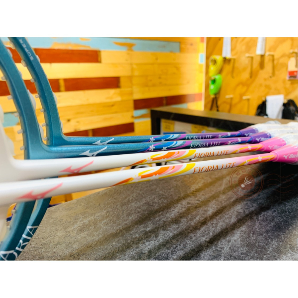 【唯羽生活】MIZUNO🌸【FIORIA LITE】 🌸5U 羽球拍 73MTB52407 73MTB52408-細節圖4