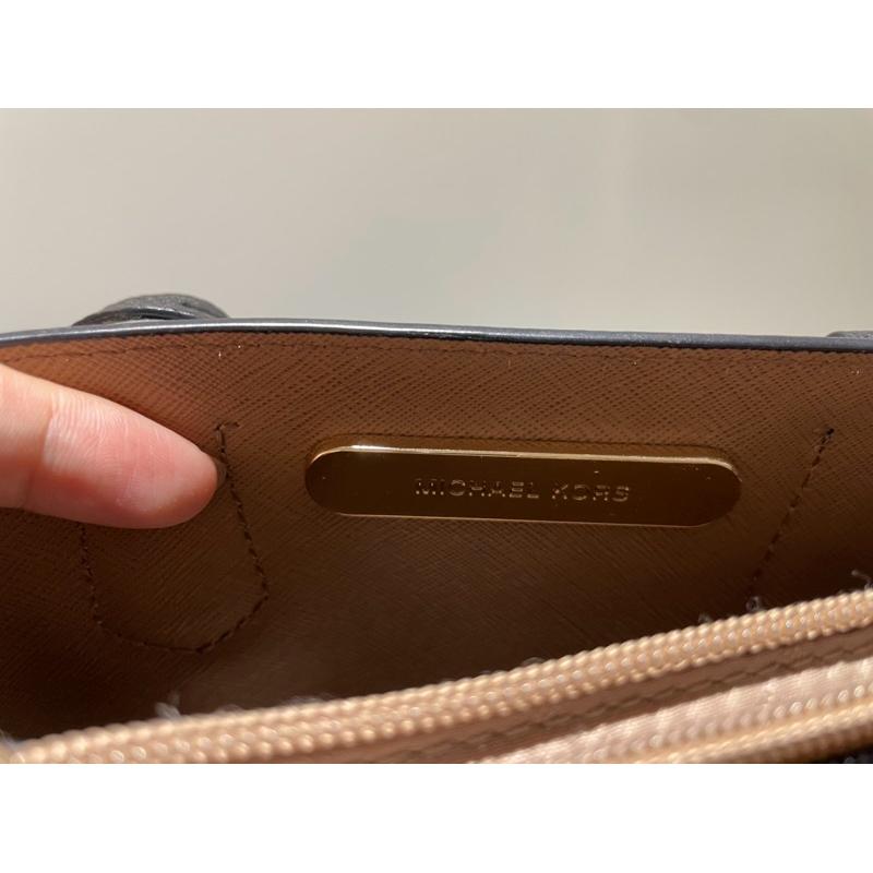 （二手）黑色美Michael Kors MK 鎖頭 皮革 雙層 斜背包-細節圖4