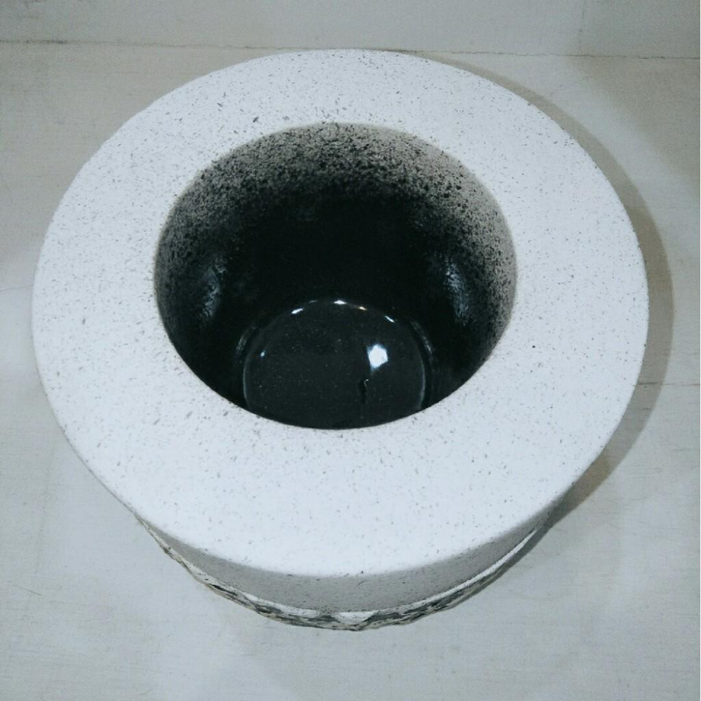 【娟兒藝品】黑、白圓柱造型陶瓷花器✔物品槽✔展示✔藝術品-細節圖4