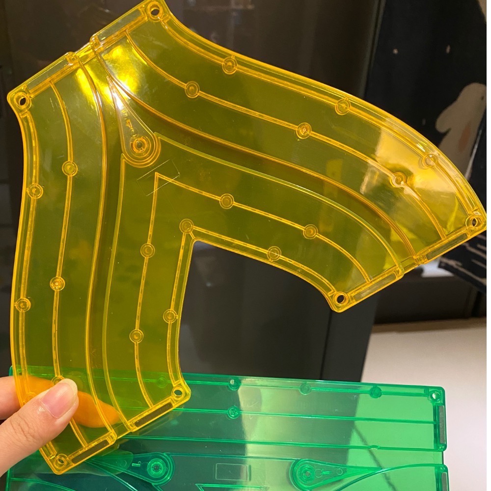 Y字軌道片