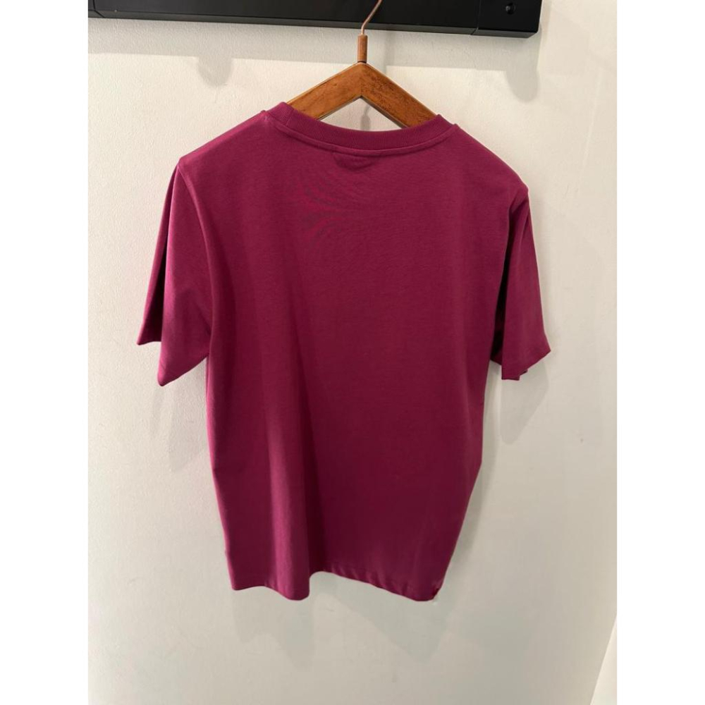 新款 日本 ag.b 小b 日本b 經典 恐龍 塗鴉圖案  男款 黑色 紅色 純棉短袖 短袖 T恤-細節圖3