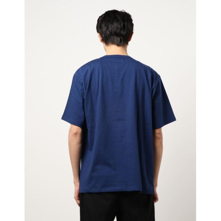 新款👫情侶 日本 ag.b 小b 日本b 經典 草寫字母小LOGO 男款 女款 情侶款 3色 純棉短袖 短袖 T恤-細節圖5