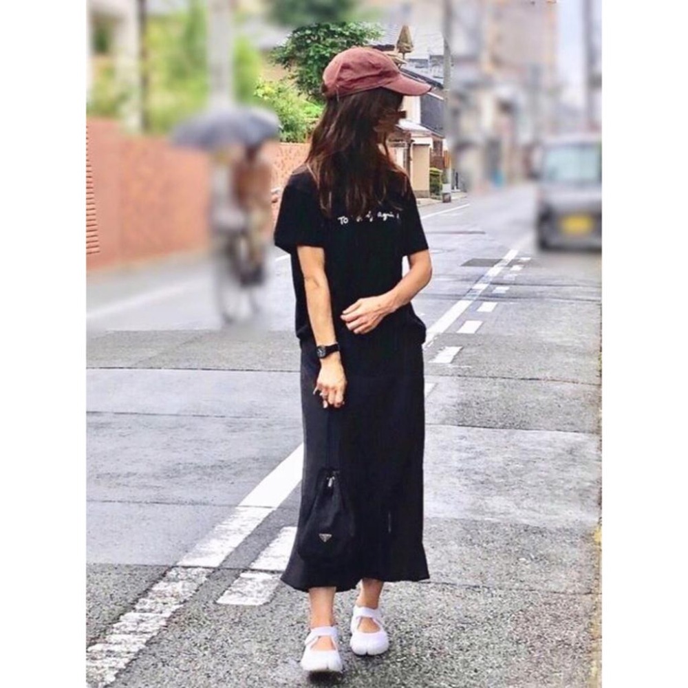 日本 agnes b 小b 小b 日本b 經典 草寫文字  男款 女款 情侶款 白色 黑色 純棉短袖 短袖 T恤-細節圖5