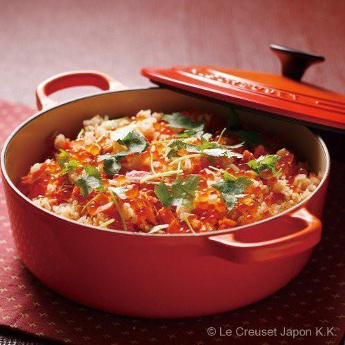 法國Le Creuset 雪紡粉24cm 火鍋鍋/燉飯鐵鍋 (3 1/2QT)-細節圖3