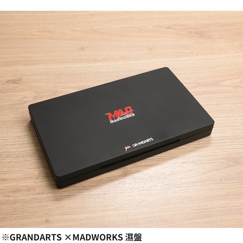 (Pandainn) 現貨 GRANDARTS × Madworks 濕盤  調色盤 Mad Mad濕盤-細節圖8