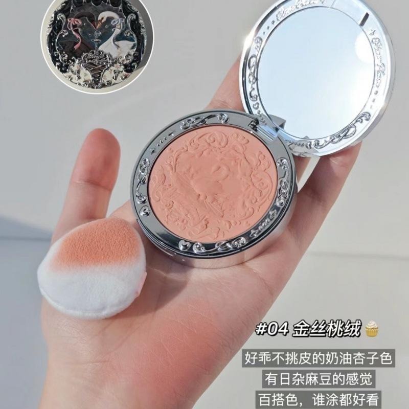 【現貨當日寄出】na的美妝 🥰花知曉腮紅 天鵝芭蕾腮紅 絨霧腮紅 雪霜珍珠 膨脹啞光 自然定妝-細節圖9