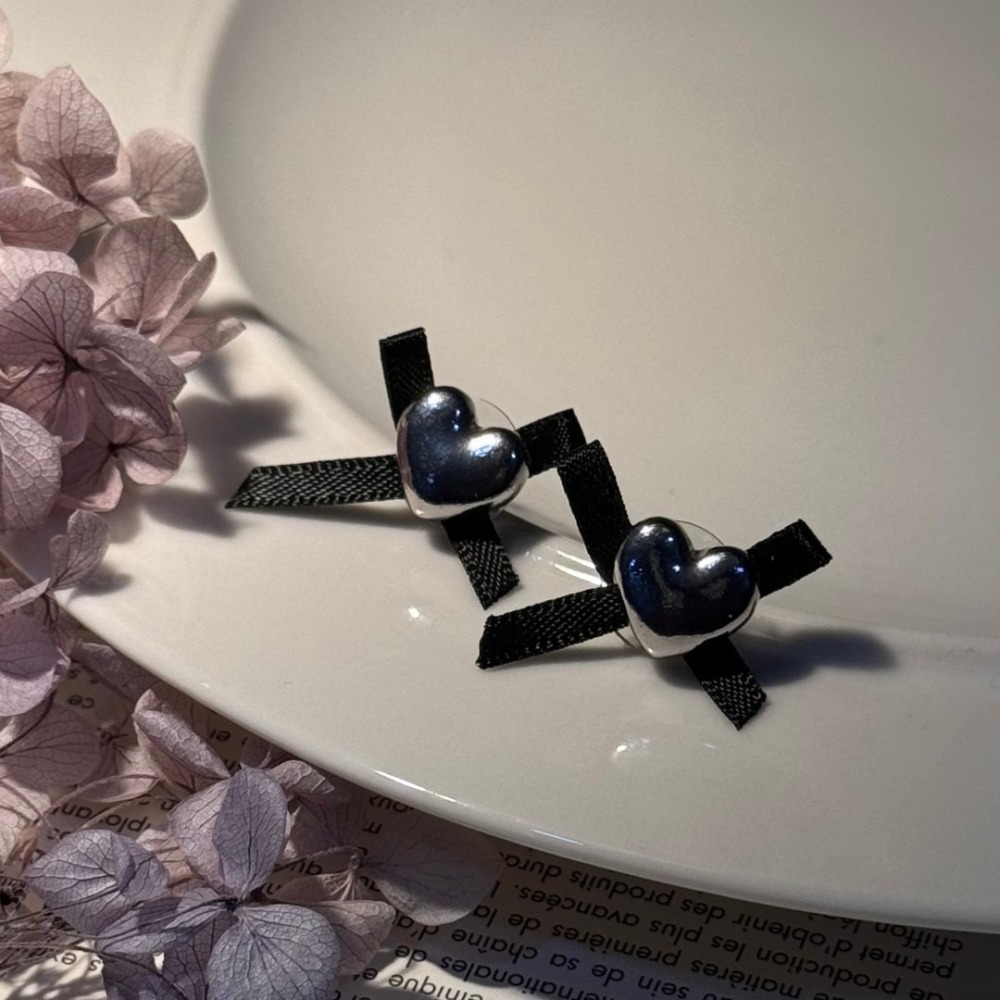 小眾愛心蝴蝶結耳環-細節圖2