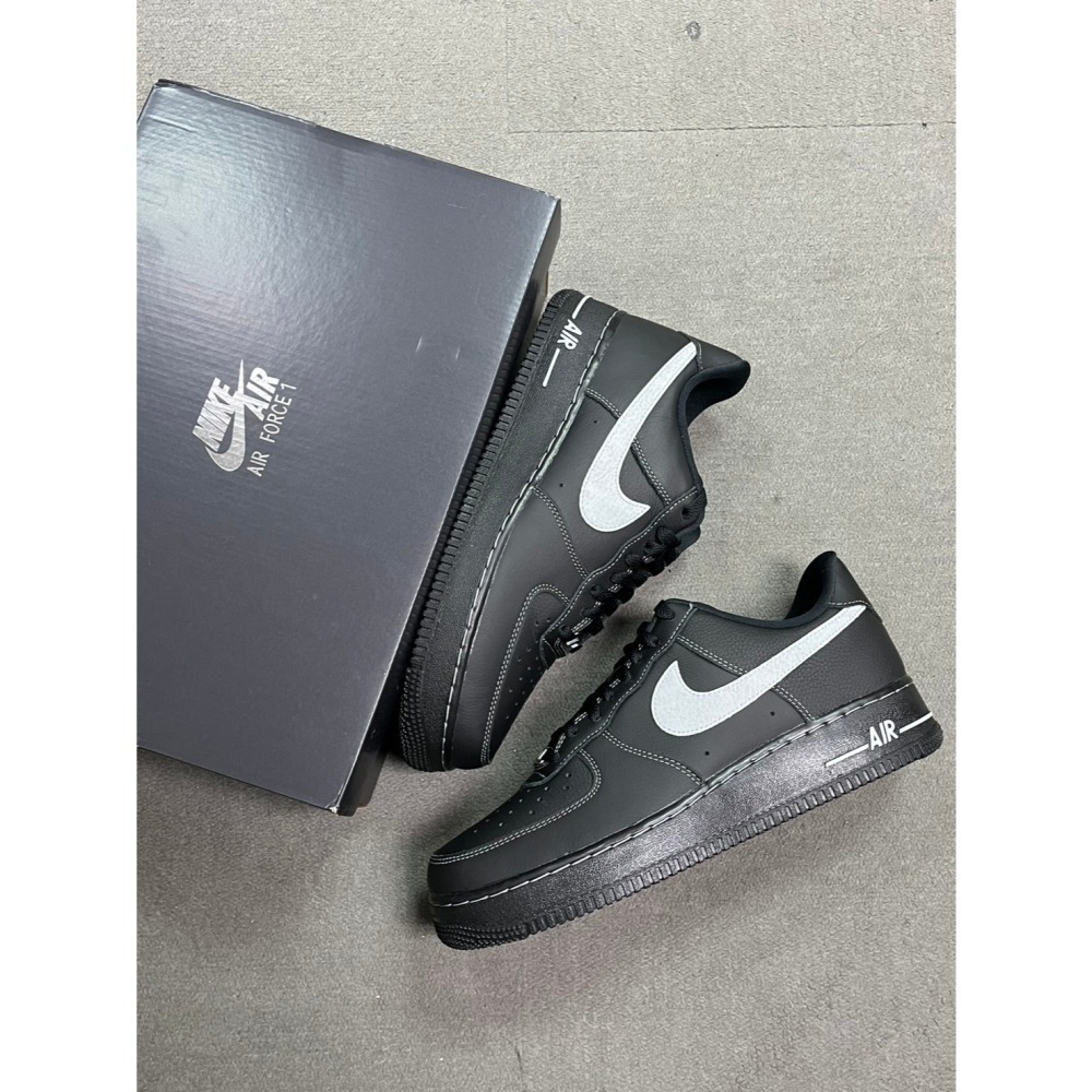【新款熱賣現貨!!】NIKE AIR FORCE 1 黑魂白縫線 HQ2037-006-細節圖2