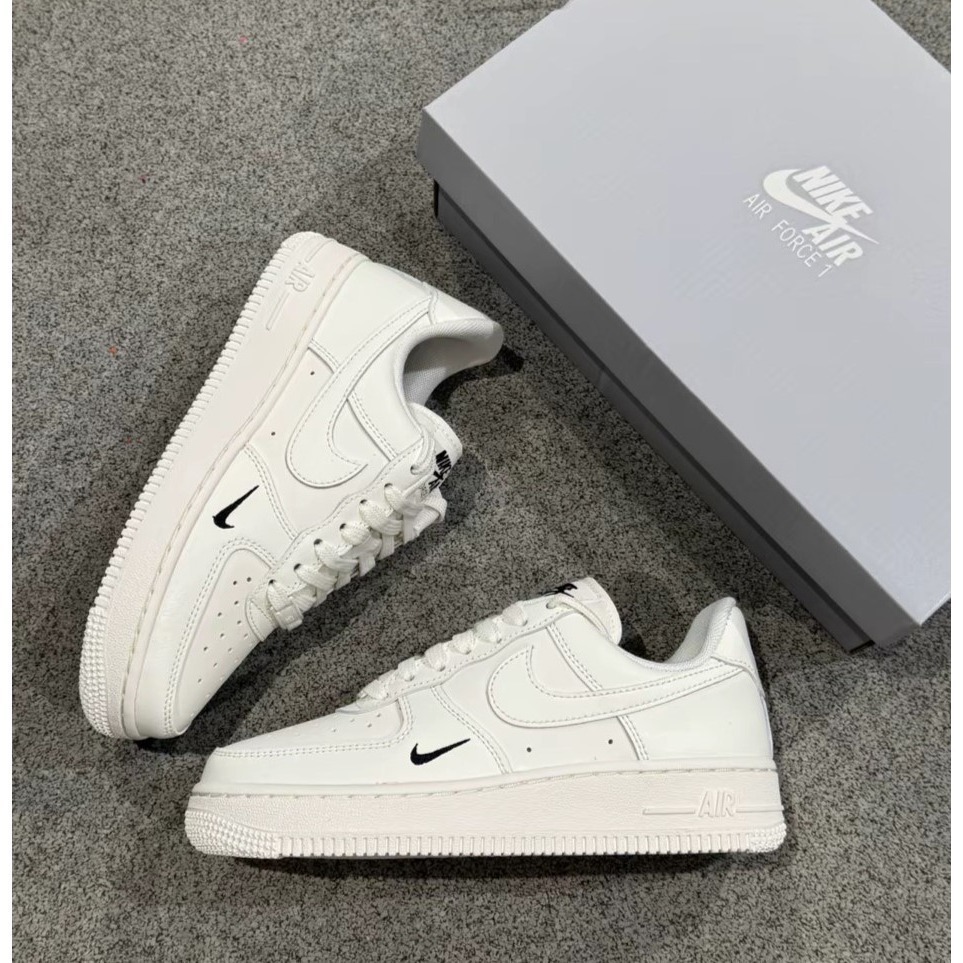 【現貨】NIKE AF1 奶油刺繡小勾 HF1058-133-細節圖2