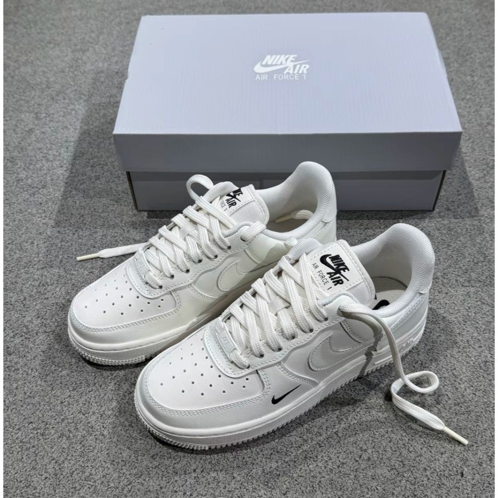 【現貨】NIKE AF1 奶油刺繡小勾 HF1058-133-細節圖4