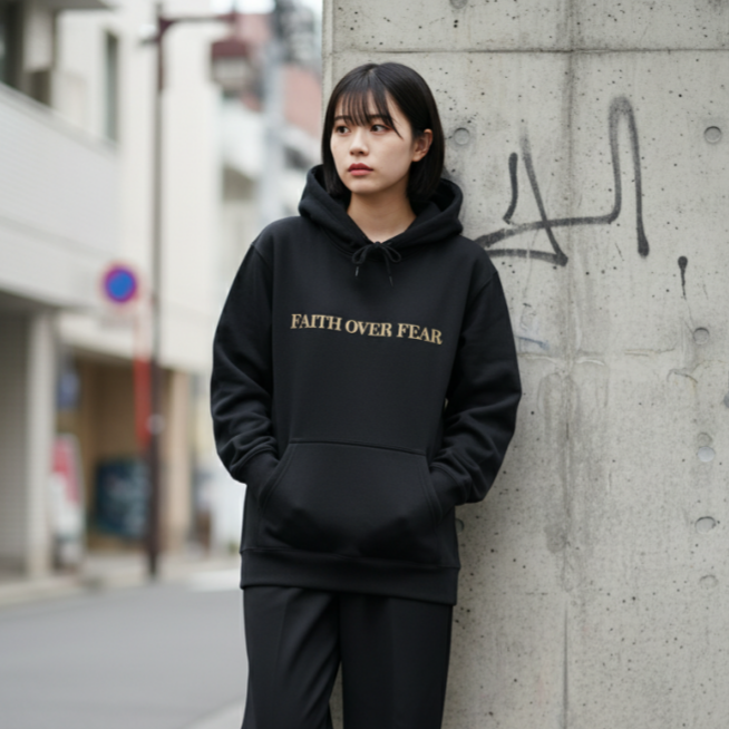 FAITH OVER FEAR 牛奶絨帽T 奶油色 連帽上衣 厚磅寬鬆 落肩設計 美式街頭 情侶款-細節圖3