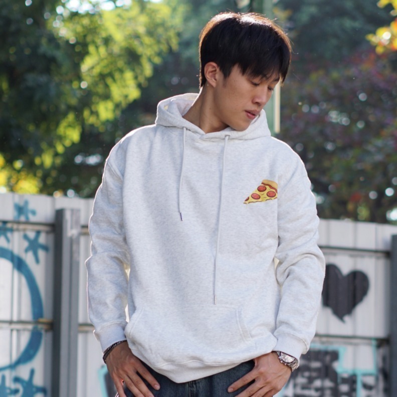 披薩星球UFO牛奶絨毛印花帽T 厚磅寬鬆 落肩連帽上衣 美式街頭 寬鬆長袖上衣 男女皆可 秋冬新品-細節圖5