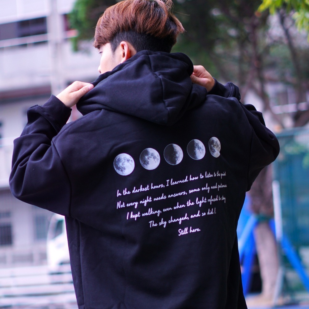 【CHAOZONE】月亮圖像｜銀狐絨帽T 寬鬆落肩 厚磅柔軟材質 長袖上衣 衛衣 內刷毛 大LOGO 刷毛帽T-細節圖6