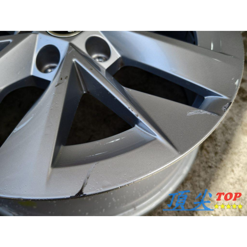 【頂尖】優質中古鋁圈 SKODA原廠鋁圈 17吋 7J ET46 5X112 一顆正面有傷 無變形 一套6000-細節圖6