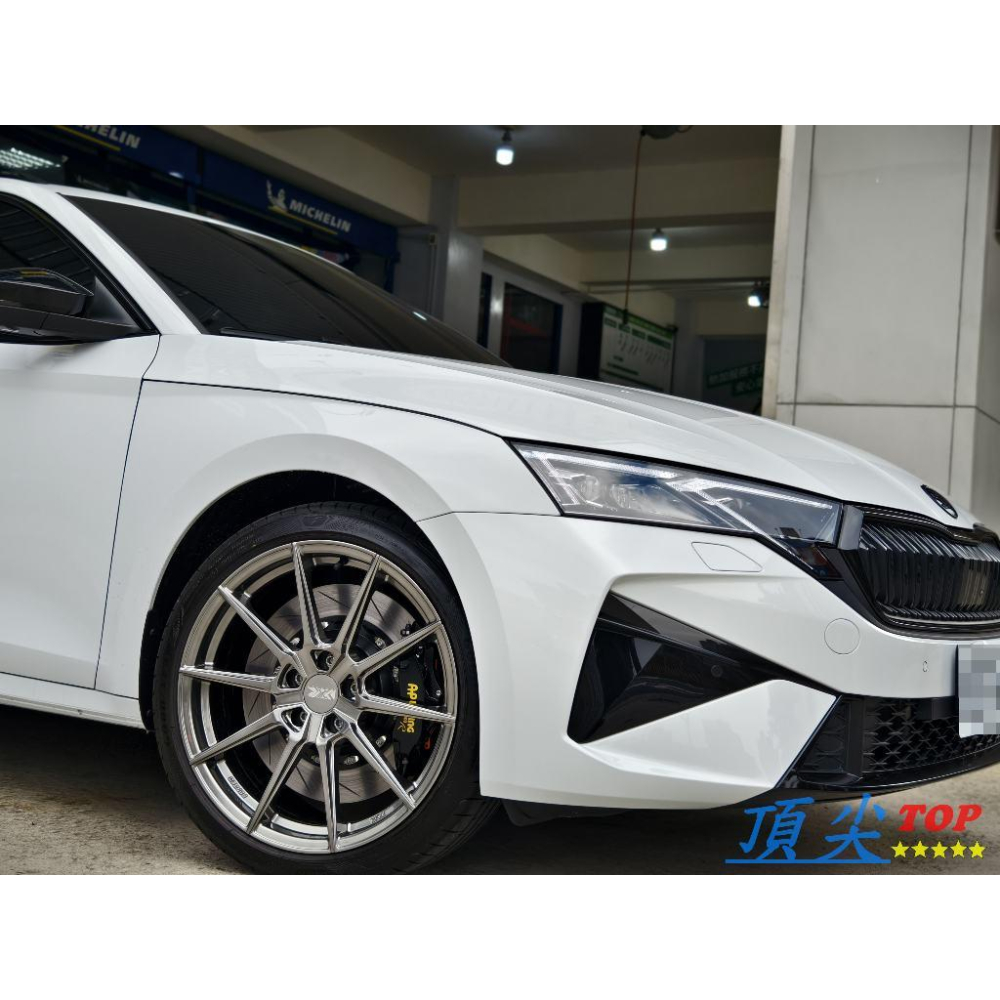 【頂尖】全新 XXR鋁圈 XXR567 XXR鍛造鋁圈 19吋 8.5J 5X112 ET43 鈦色 Octavia鋁圈-細節圖4