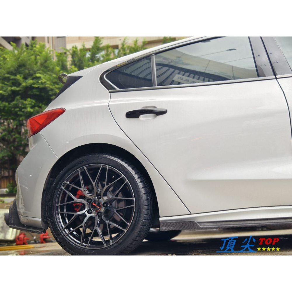 【頂尖】全新 耀麒鋁圈/MAHOM鋁圈 MFF-1 18吋旋壓鋁圈 5X108 8J ET40 透明黑 FOCUS鋁圈照-細節圖3