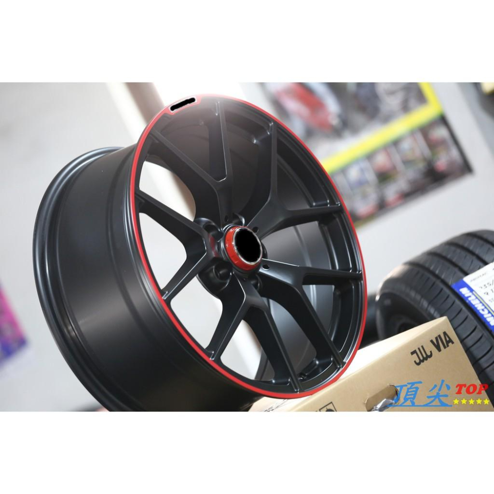 【頂尖】全新類AMG 19吋前後配鋁圈 933 5X112 8.5 9.5J ET42 45 消光黑紅邊 附馬卡龍中心蓋-細節圖2