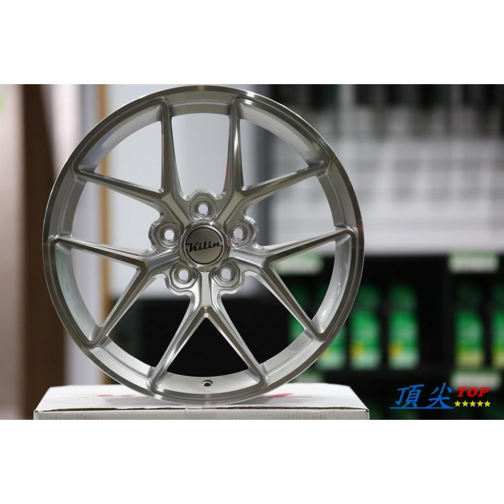 【頂尖】全新台製18吋鋁圈 V10 8J 5X114 ET45 銀車面 五爪分岔-細節圖2