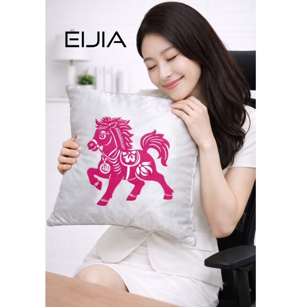 Lucky Horse 抱枕/座靠墊（紫紅寶馬款）-細節圖2