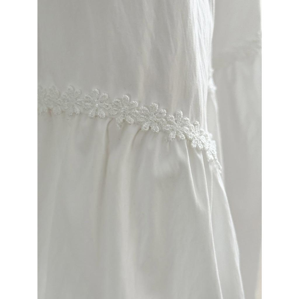 貓町選品🐯【YH8155】白色現貨 黑色預購 實拍夏季漂亮法式花邊a字傘裙-細節圖8