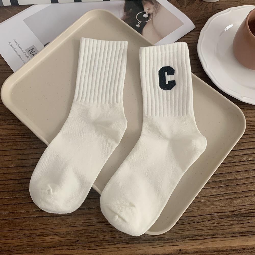 貓町日韓代購🐯現貨 運動襪子 韓版刺繡字母純色中筒襪 學生襪-細節圖4