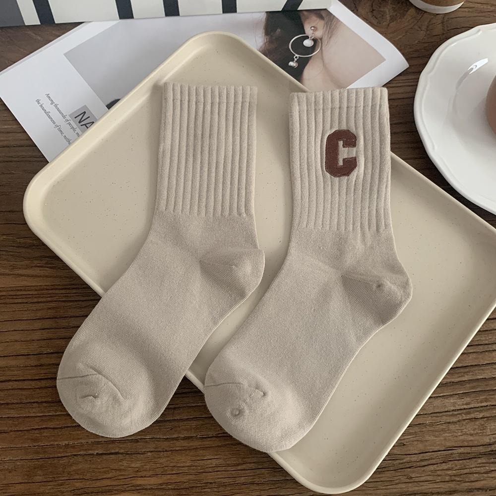 貓町日韓代購🐯現貨 運動襪子 韓版刺繡字母純色中筒襪 學生襪-細節圖5