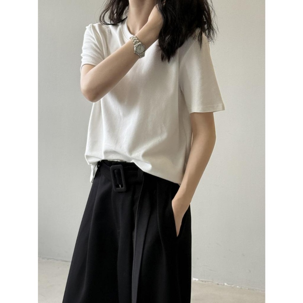 貓町選品🐯Y712【百搭必備】素色短袖加厚磨毛T恤 男女同款 秋冬圓領寬鬆上衣 韓系休閒簡約 白/杏/咖/灰/黑-細節圖6