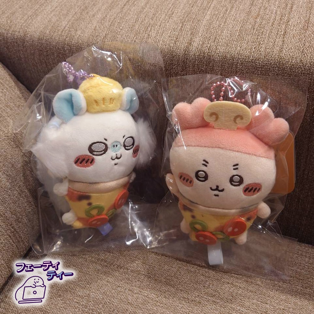 現貨-日本 吉伊卡哇萬聖節pizza系列 娃娃吊飾 Chiikawa 小桃 古本屋-細節圖3