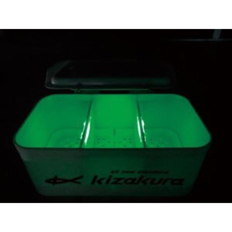 釣之夢~KIZAKURA エサBOX 誘餌盒 黑魂 餌盒 夜光誘餌盒 南極蝦盒 釣魚 釣具 海釣 磯釣 夜釣 上礁 餌料-細節圖4