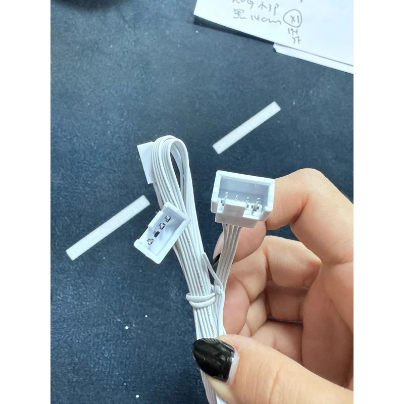 全新現貨🔥TT曜越原廠PWM（小4pin）一分二/延長線 雙風扇延長/主機板小4p轉雙風扇/ cpu風扇轉接線-細節圖2