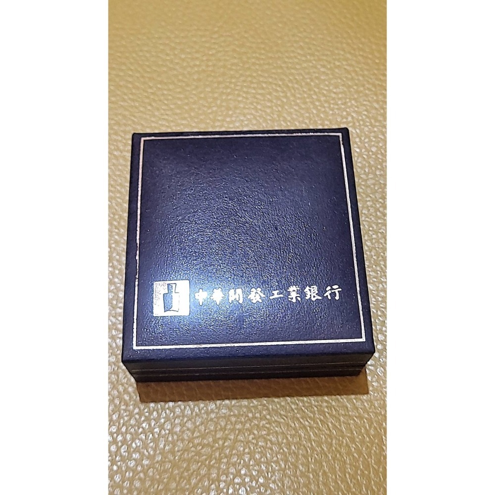 全新~2001年 中華開發工業銀行~關懷自然資源 紀念銀幣 1/2 oz (含原盒)-細節圖3