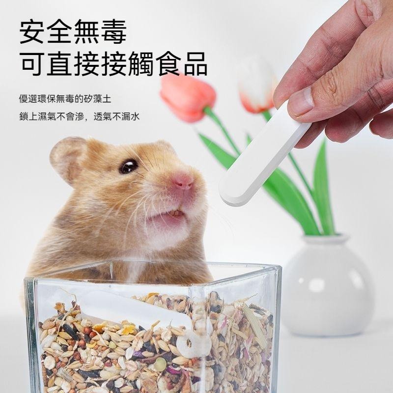 🐾台灣優選✨ 倉鼠糧食防潮幹燥劑 硅藻土乾燥劑 寵物食品乾燥劑 主糧硅藻土幹燥條 飼料除濕棒 防潮 倉鼠用品-細節圖4