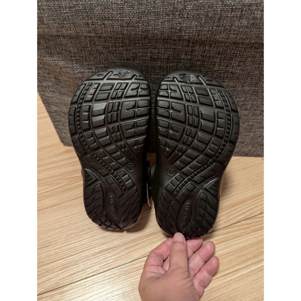 正版雷標 哥吉拉兒童拖鞋 現貨-細節圖2