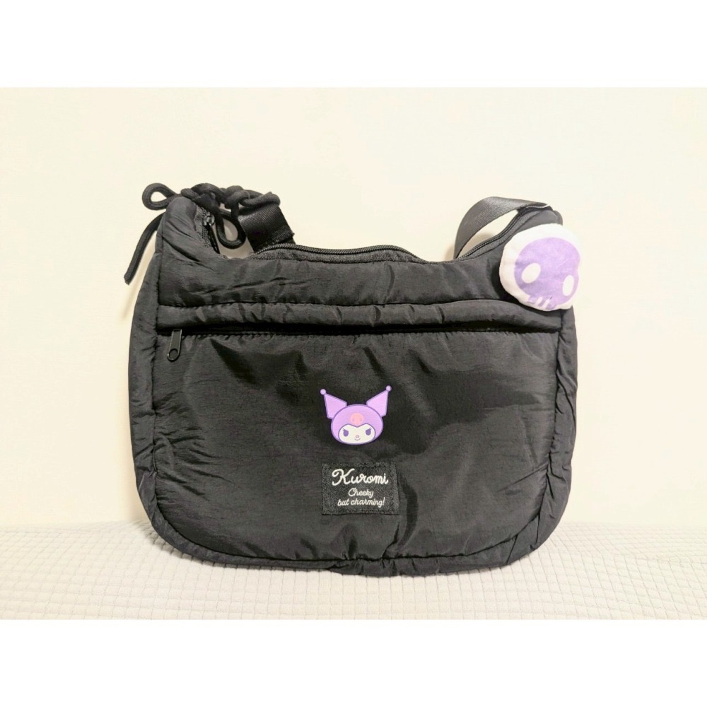 正版授權 三麗鷗 酷洛米 凱蒂貓kitty側背帕洽狗雲朵包-細節圖2