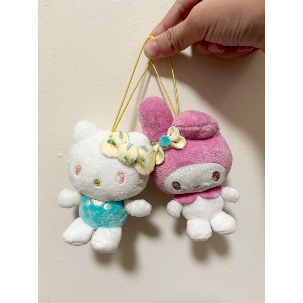 日本景品 三麗鷗 美樂蒂 凱蒂貓kitty 娃娃吊飾-細節圖3