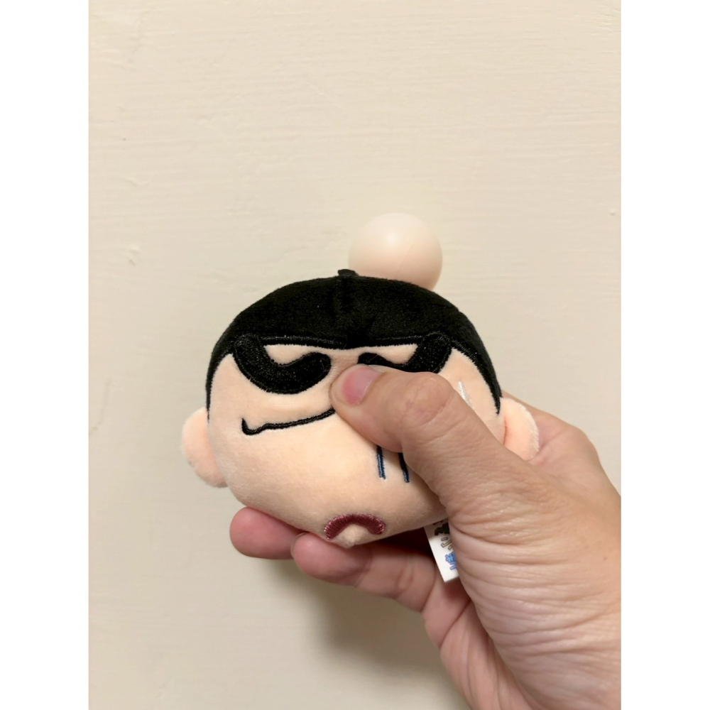 正版雷標 蠟筆小新 毛絨泡泡娃娃鑰匙圈-細節圖3