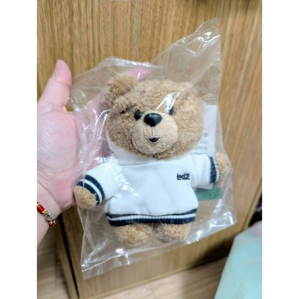 Ted2 泰迪熊 熊麻吉 正版娃娃吊飾鑰匙圈（白帽T/西裝/夏日襯衫）-規格圖4